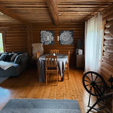 Hubane Palkmaja Suedames Otepää