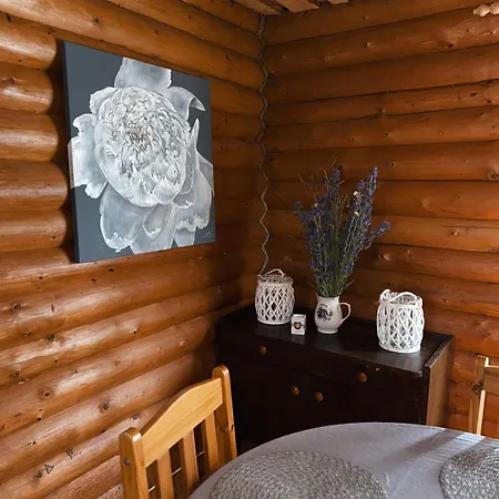 Hubane Palkmaja Suedames *